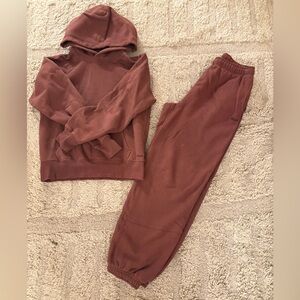 Aritzia TNA sweatsuit set